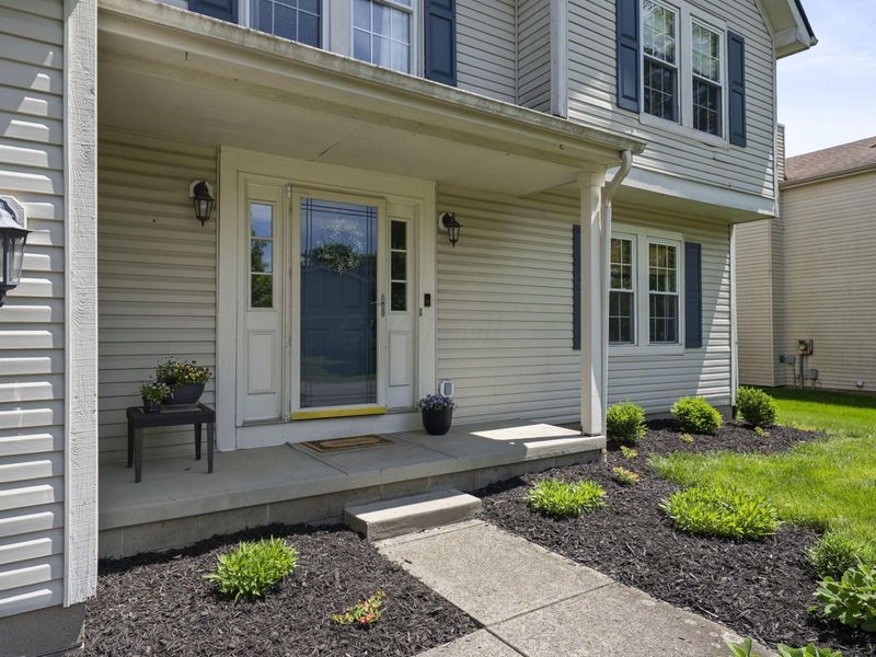 328 Meadows Boulevard, Pickerington, OH 43147 Photo 2