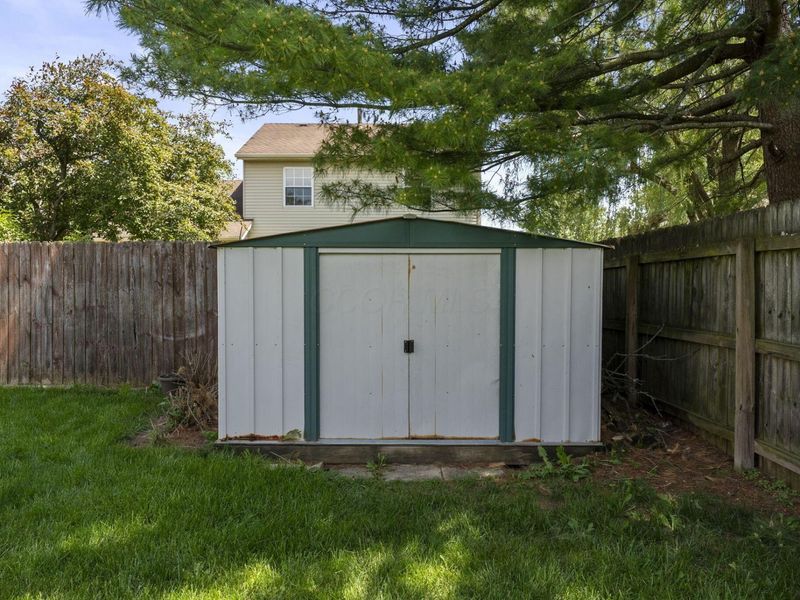 328 Meadows Boulevard, Pickerington, OH 43147 Photo 41