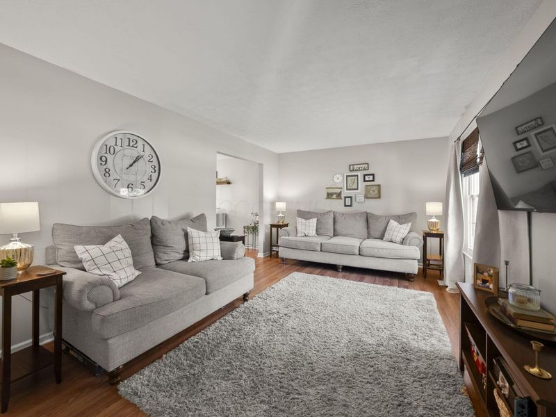 328 Meadows Boulevard, Pickerington, OH 43147 Photo 7