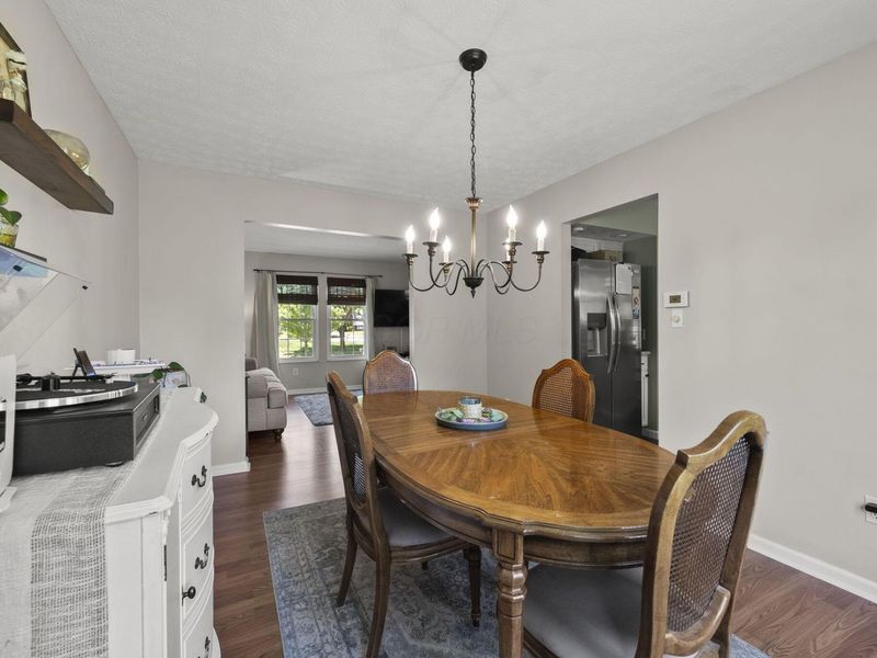 328 Meadows Boulevard, Pickerington, OH 43147 Photo 9
