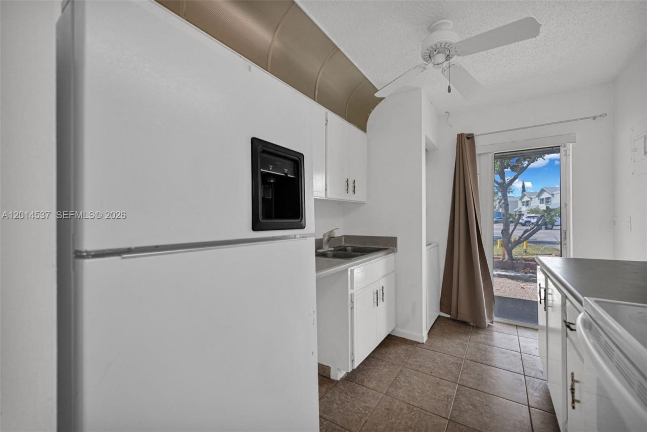 3001 NW 4th Ter , Unit 151, Pompano Beach, FL 33064 Photo