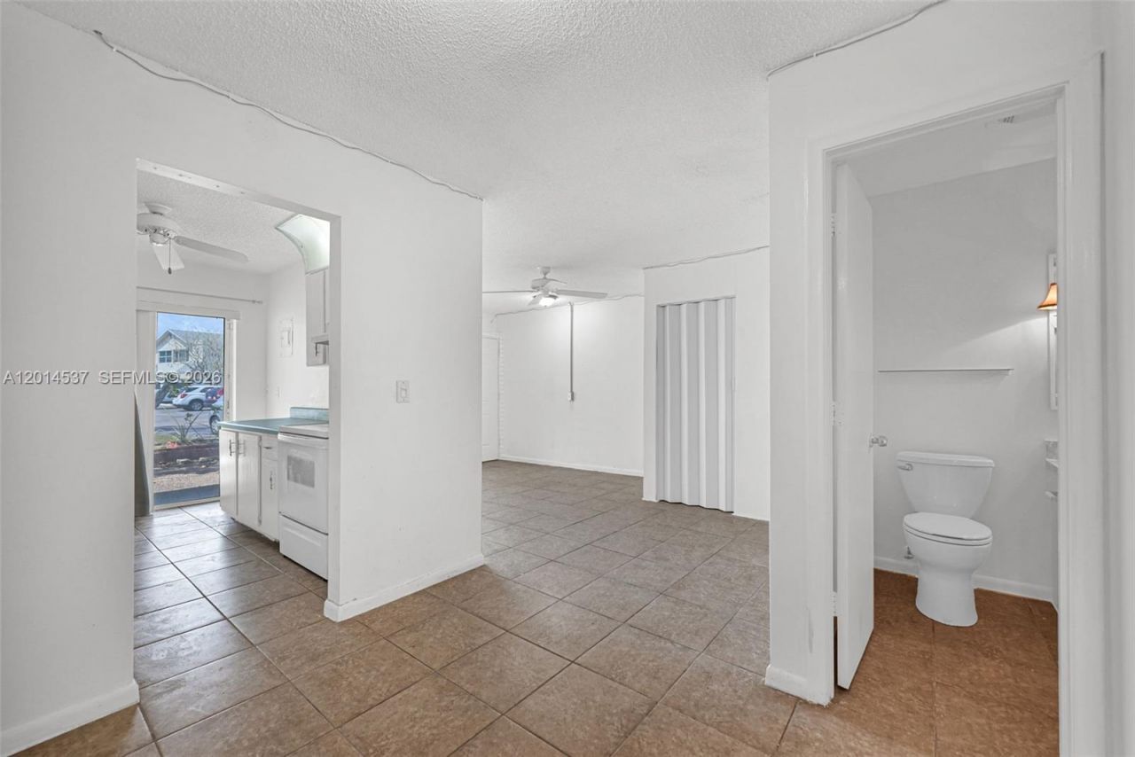 3001 NW 4th Ter , Unit 151, Pompano Beach, FL 33064 Photo