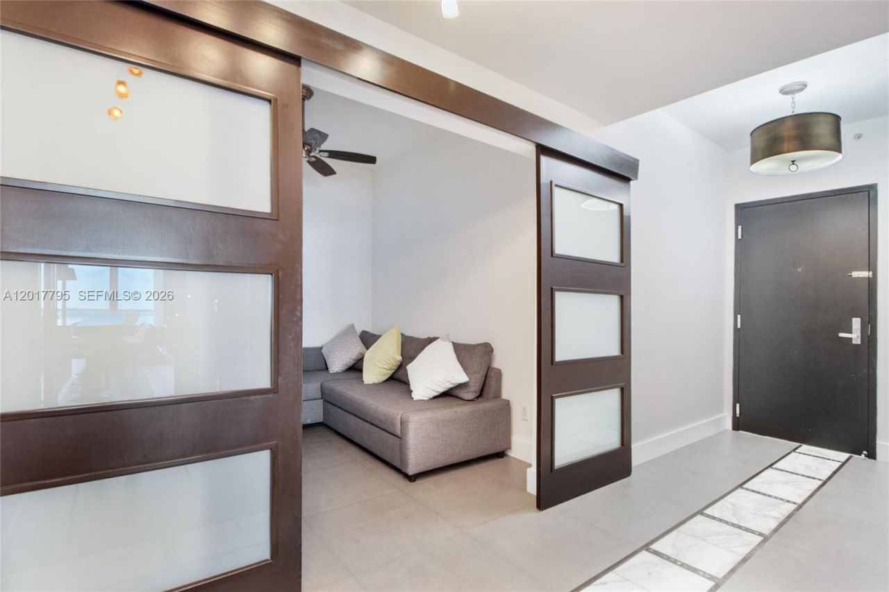888 Biscayne Blvd, Unit 2705, Miami, FL 33132 Photo