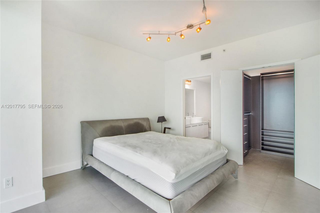 888 Biscayne Blvd, Unit 2705, Miami, FL 33132 Photo