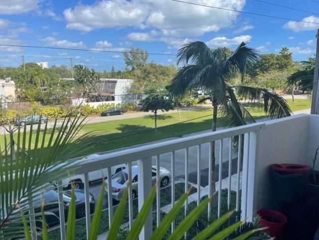 2020 NE 135th St , Unit 303, North Miami, FL 33181 Photo