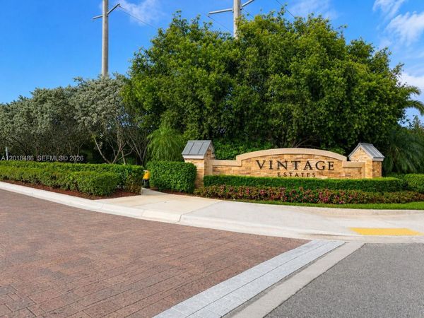 6950 NW 106th Ave , Doral, FL 33178
