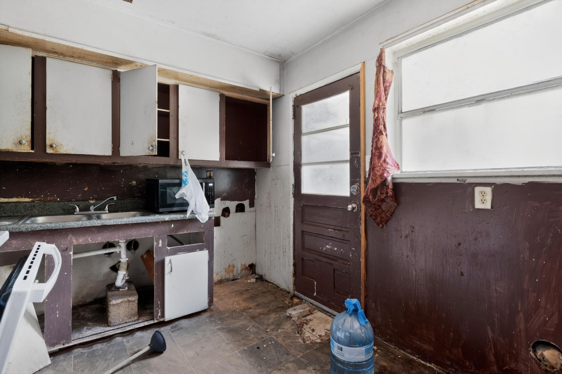 753 Vincent Avenue Photo 17