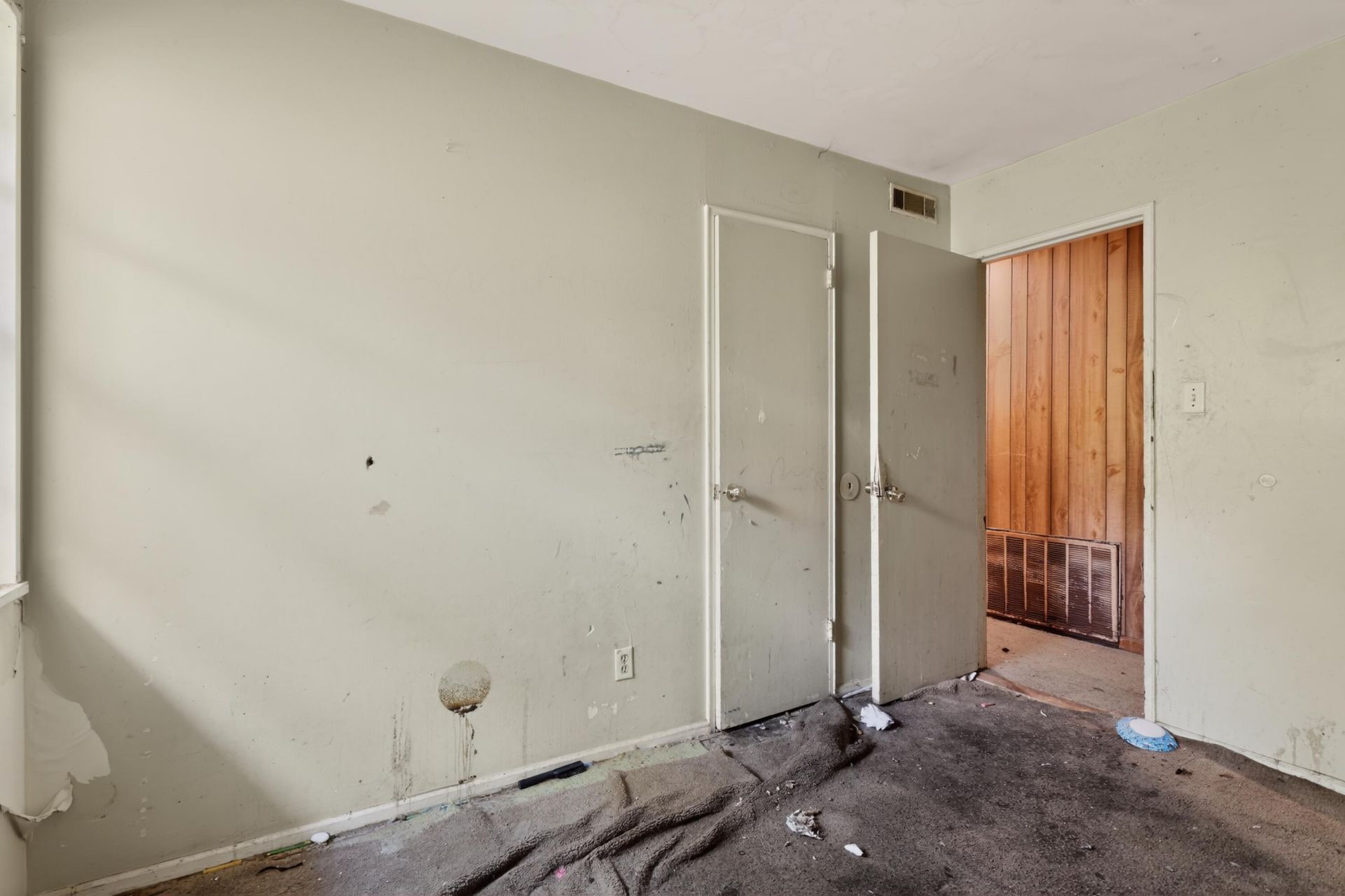 753 Vincent Avenue Photo 5