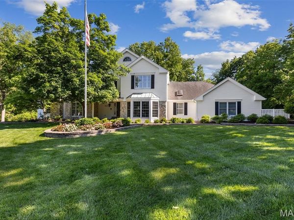 825 Greenwich Green Lane , Town and Country, MO 63017