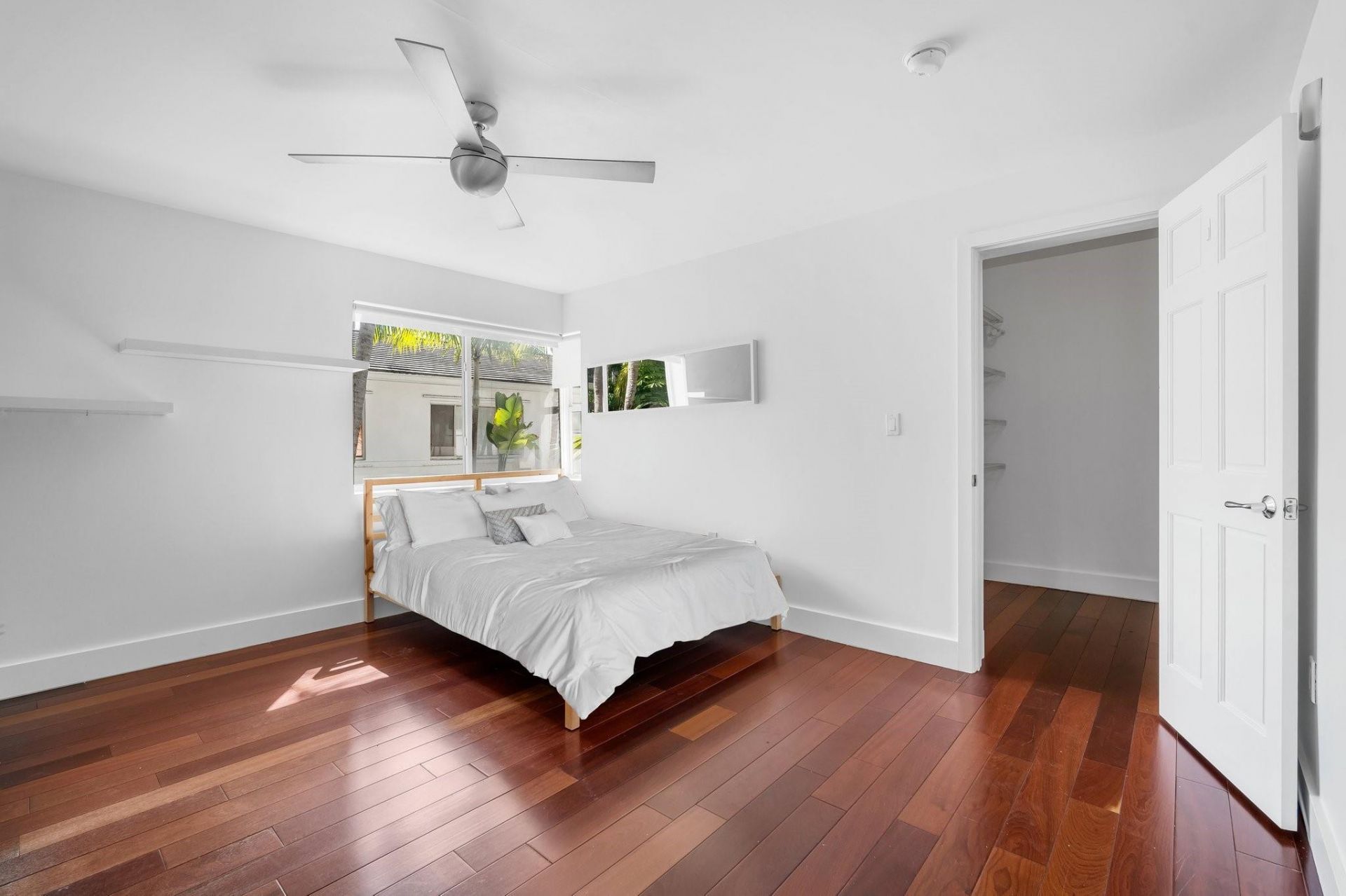 741 6th Street, Unit 204-w, Miami Beach, FL 33139 Photo