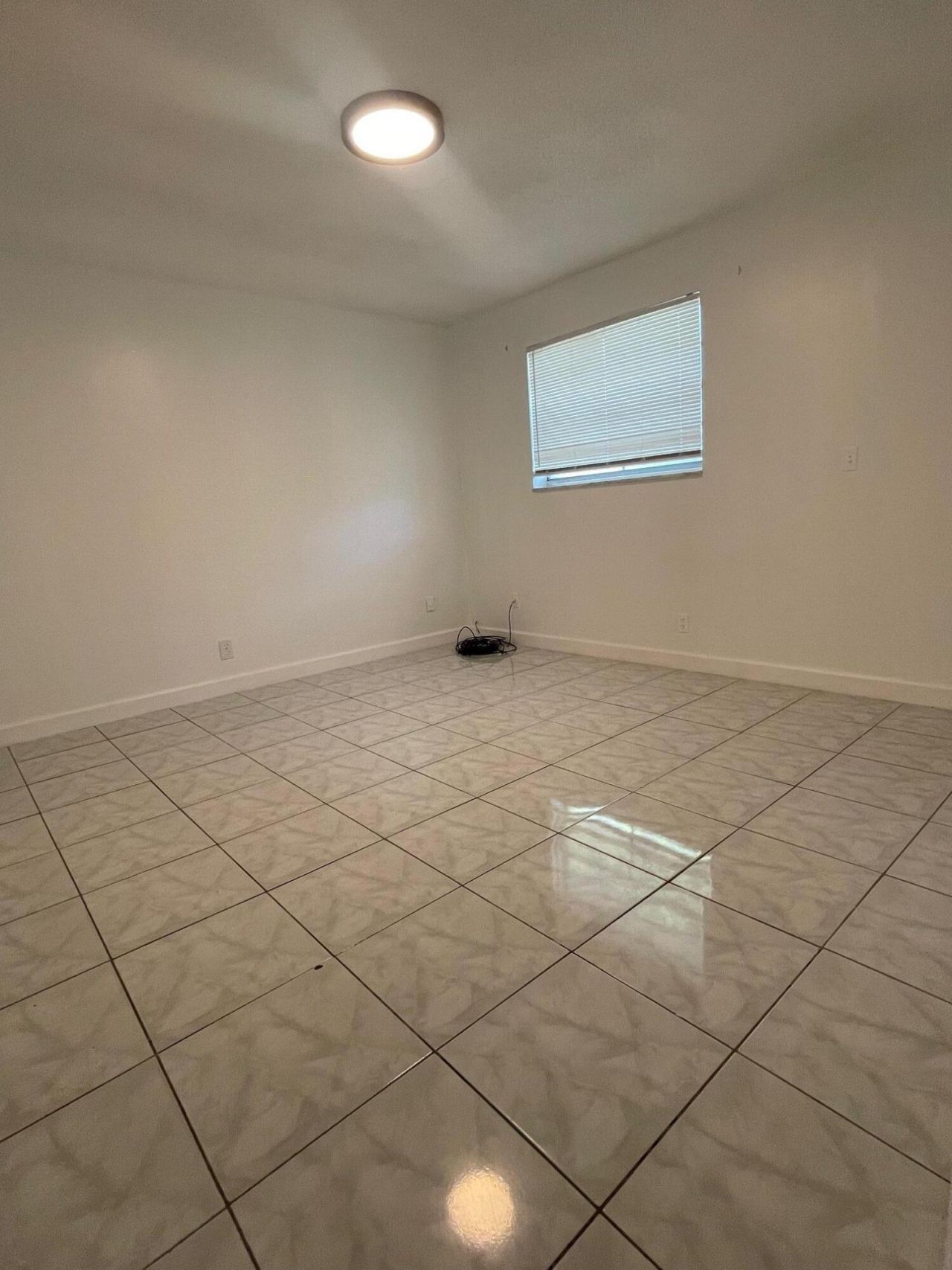400 SE 9th Court, Unit Apt 9, Hallandale Beach, FL 33009 Photo