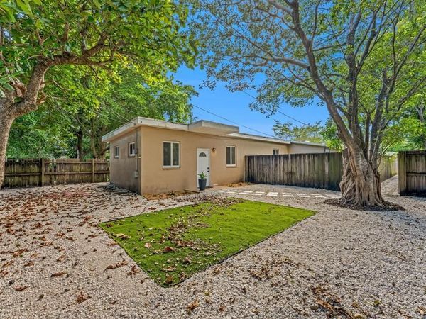 1340 NE 1st Avenue, Fort Lauderdale, FL 33304