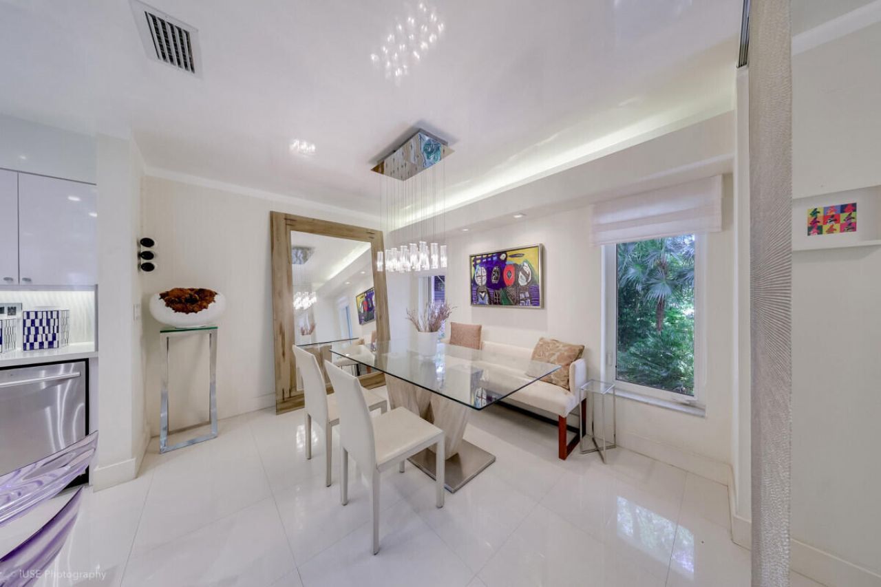 905 Sorolla Avenue, Coral Gables, FL 33134 Photo