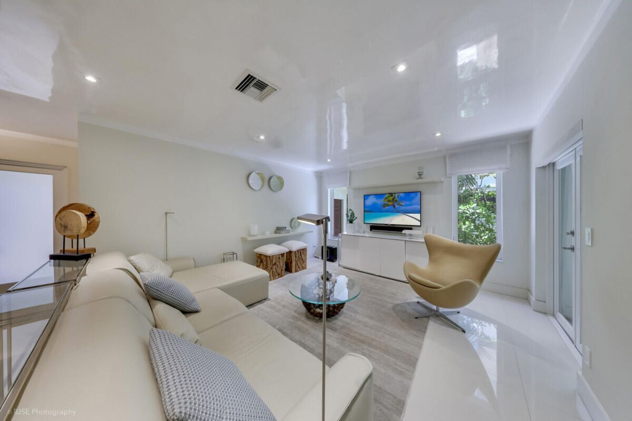 905 Sorolla Avenue, Coral Gables, FL 33134 Photo