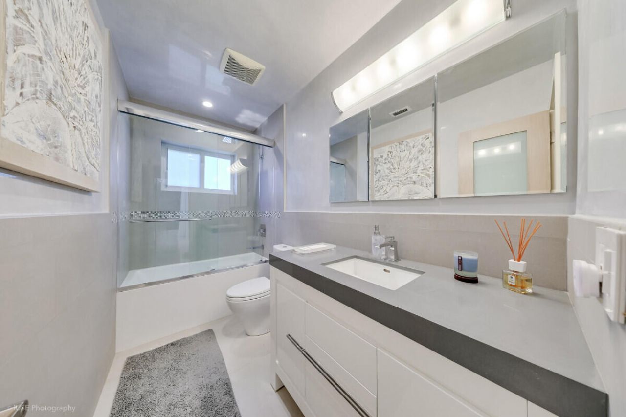 905 Sorolla Avenue, Coral Gables, FL 33134 Photo