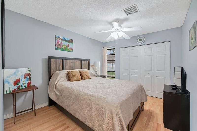 4957 SW 94th Terrace, Cooper City, FL 33328 Photo