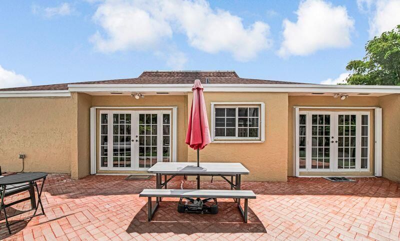 4957 SW 94th Terrace, Cooper City, FL 33328 Photo