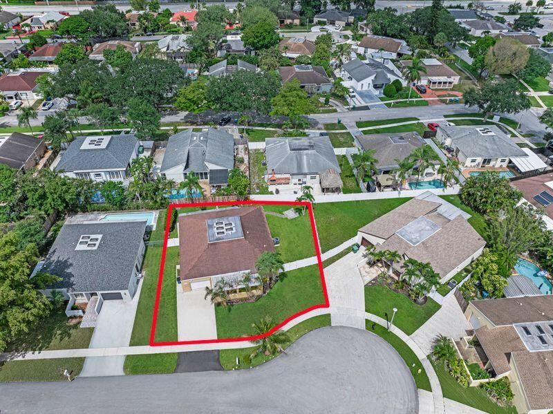 4957 SW 94th Terrace, Cooper City, FL 33328 Photo