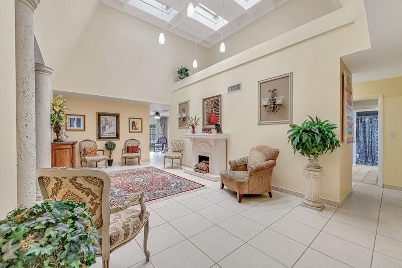 4957 SW 94th Terrace, Cooper City, FL 33328 Photo