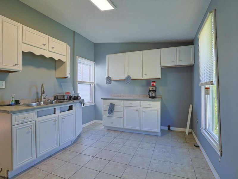 501 E Southern Avenue, Springfield, OH 45505 Photo 10