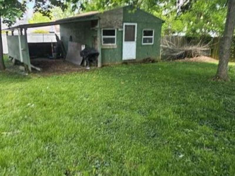 1740 Victory Drive, Springfield, OH 45505 Photo 9