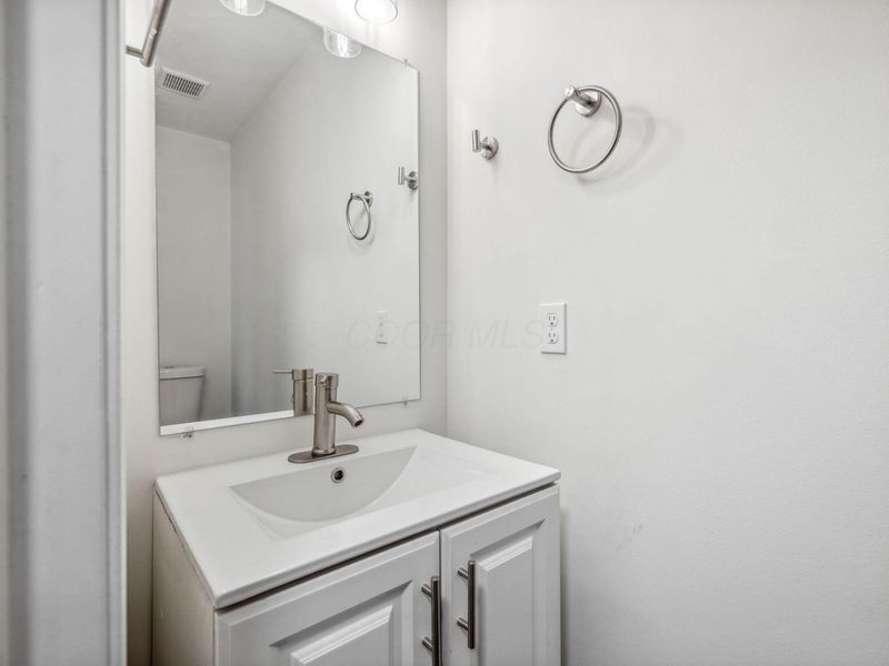 502 Heidish Drive, Commercial Point, OH 43116 Photo 18