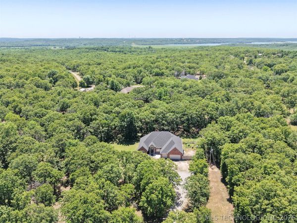 9074 W 157th Street North , Skiatook, OK 74070