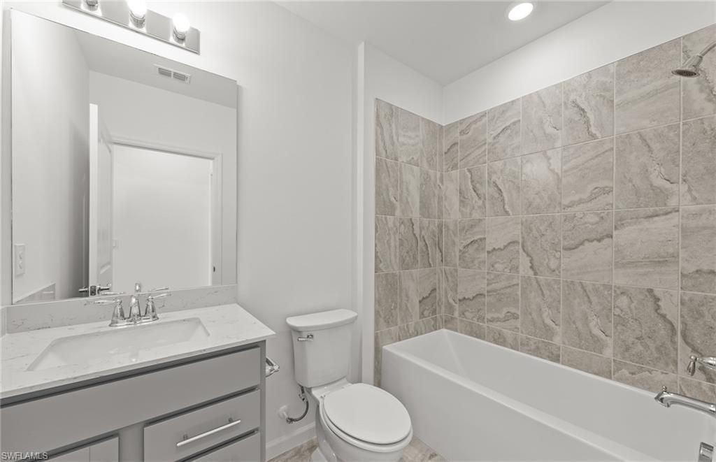 616 Oasis Lake Pl, Lehigh Acres, FL 33936 Photo