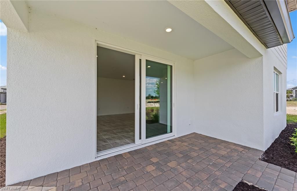 616 Oasis Lake Pl, Lehigh Acres, FL 33936 Photo