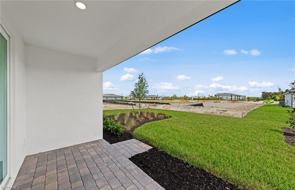 616 Oasis Lake Pl, Lehigh Acres, FL 33936 Photo