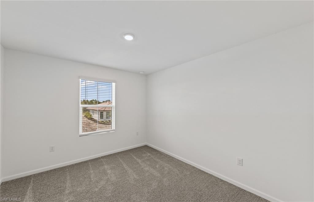 616 Oasis Lake Pl, Lehigh Acres, FL 33936 Photo