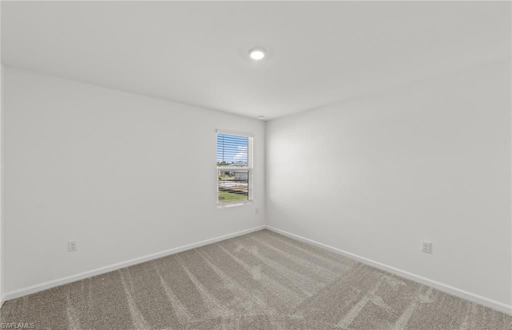 616 Oasis Lake Pl, Lehigh Acres, FL 33936 Photo