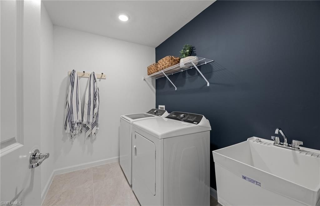 616 Oasis Lake Pl , Lehigh Acres, FL 33936 Photo