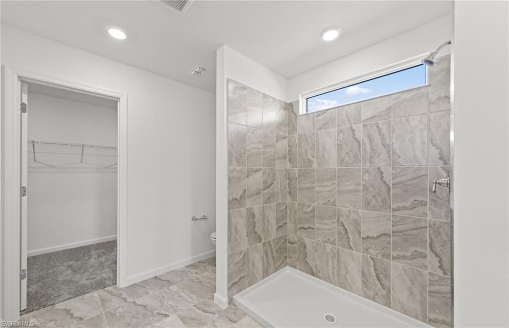 616 Oasis Lake Pl, Lehigh Acres, FL 33936 Photo