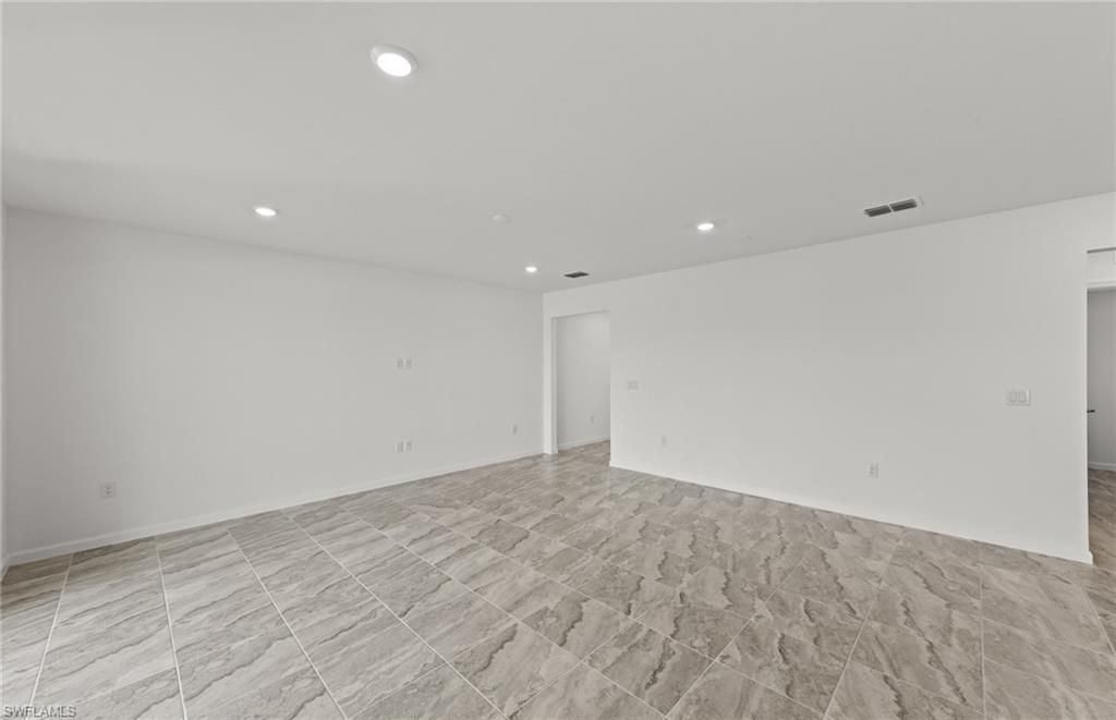 616 Oasis Lake Pl, Lehigh Acres, FL 33936 Photo