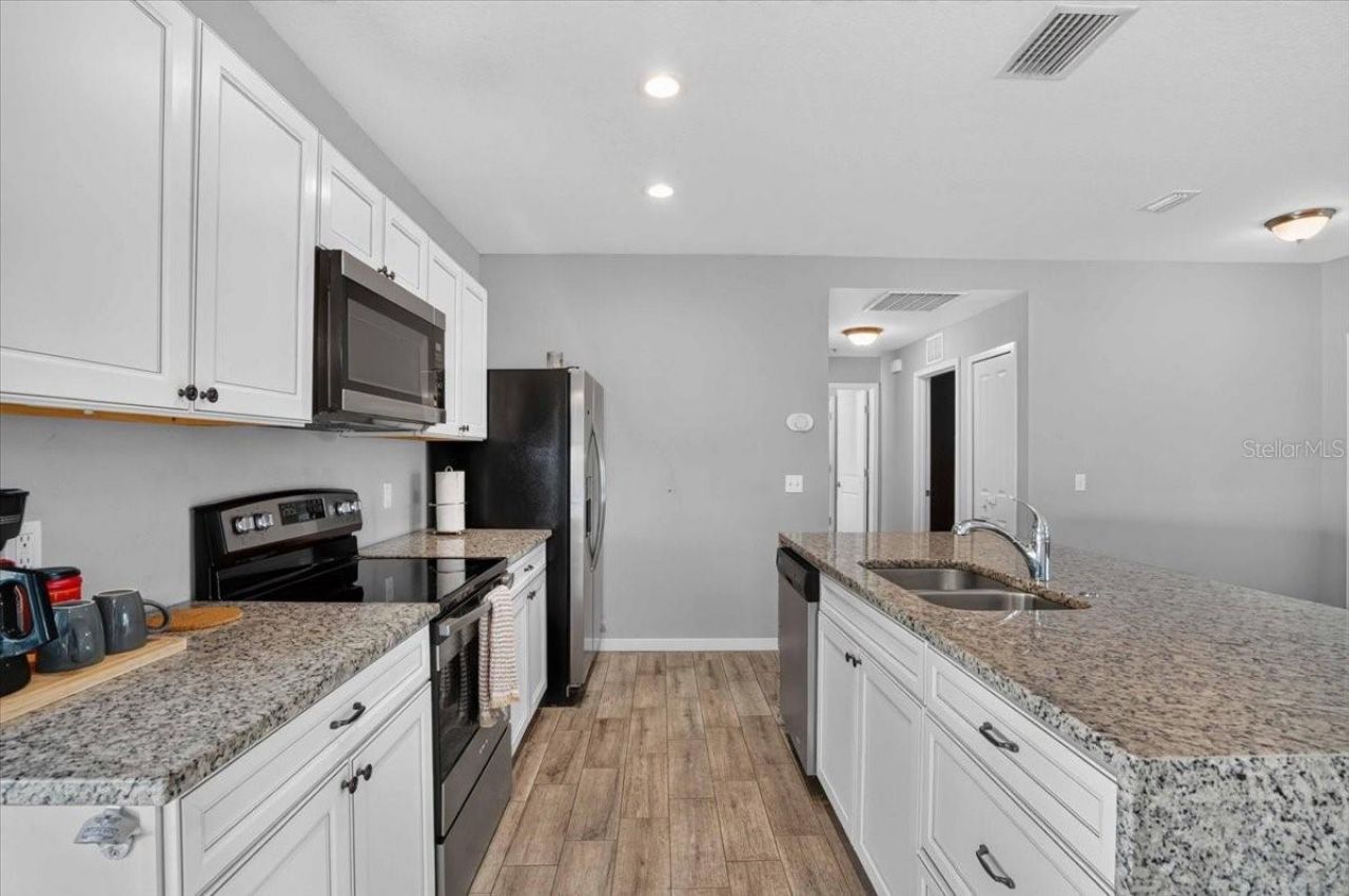 2011 Outer Drive, Unit 1, Sarasota, FL 34231 Photo