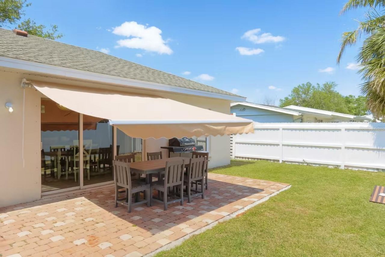 2011 Outer Drive, Unit 1, Sarasota, FL 34231 Photo