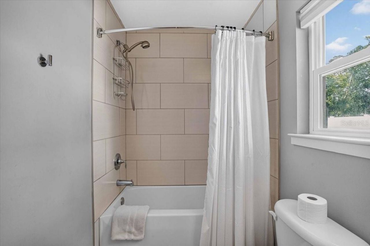 2011 Outer Drive, Unit 1, Sarasota, FL 34231 Photo