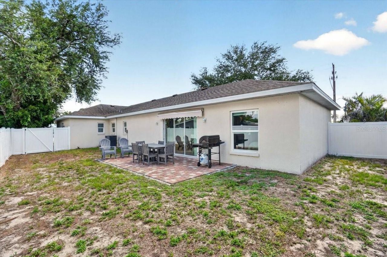 2011 Outer Drive, Unit 1, Sarasota, FL 34231 Photo