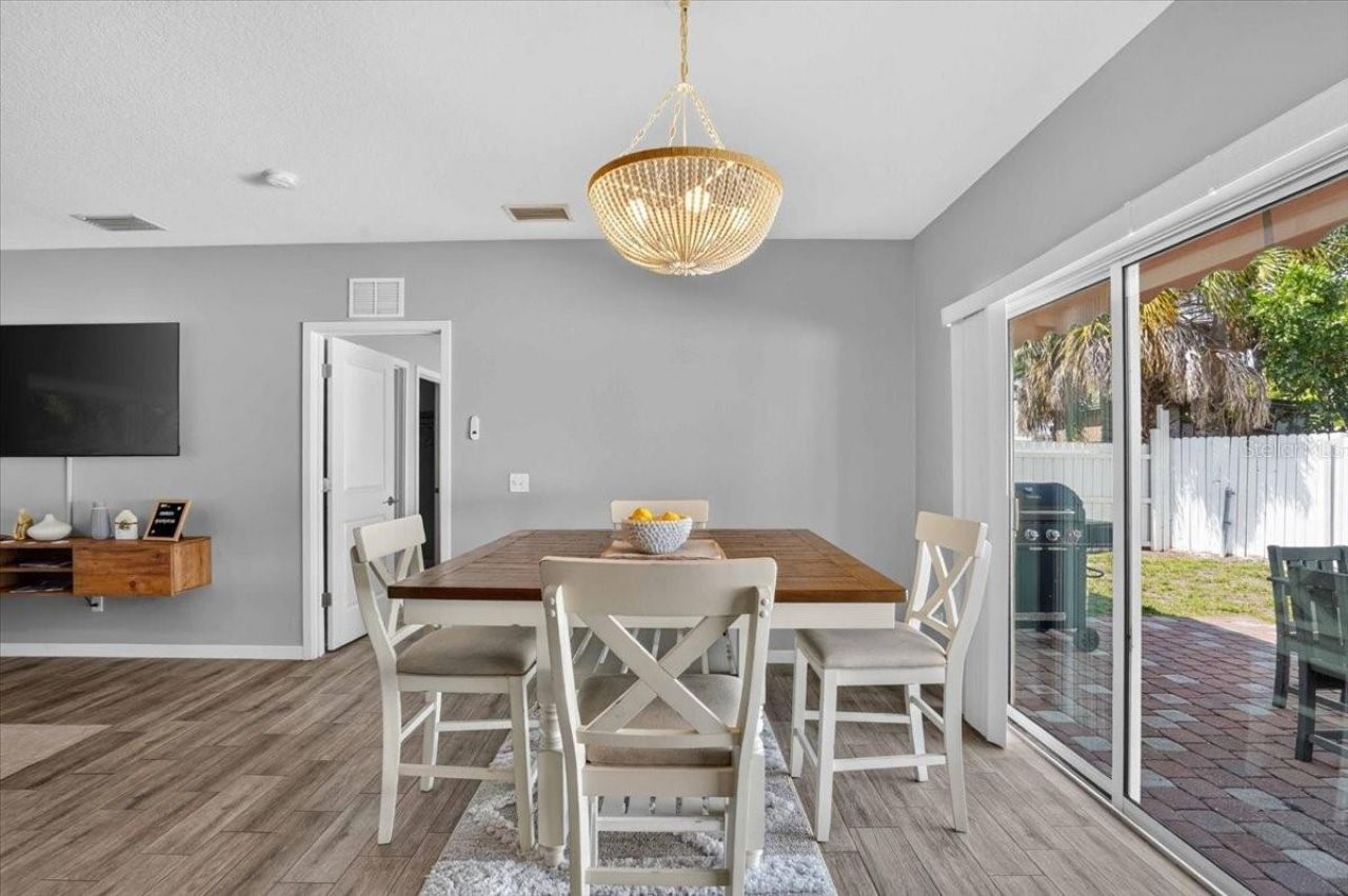 2011 Outer Drive, Unit 1, Sarasota, FL 34231 Photo
