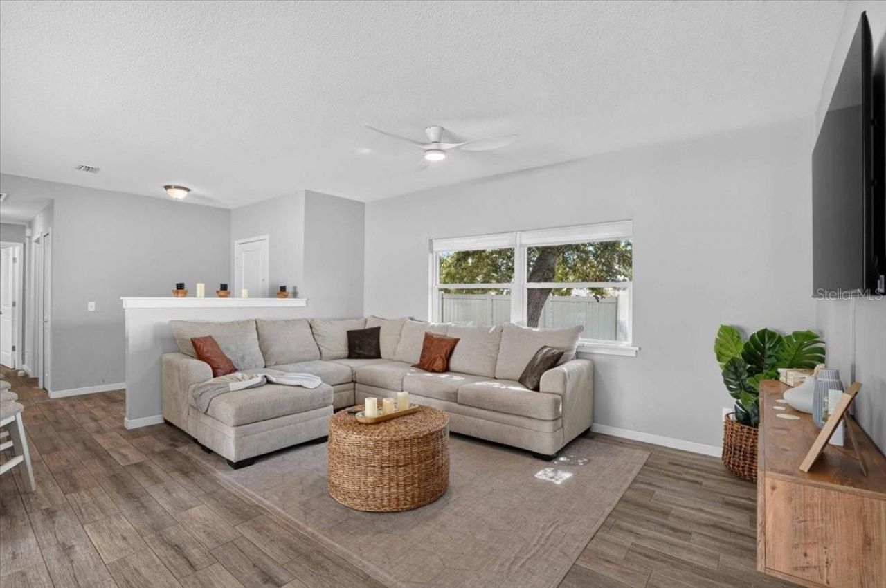 2011 Outer Drive, Unit 1, Sarasota, FL 34231 Photo