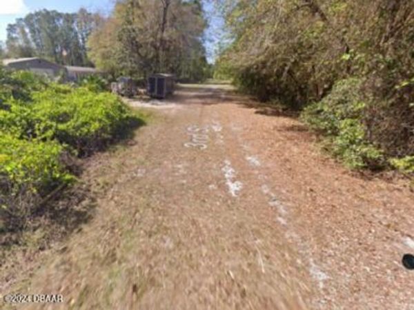 205 3rd Street, Georgetown, FL 32139