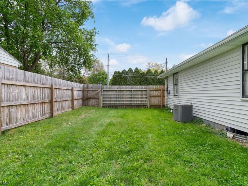 914 Jacoby Road, Akron, OH 44321 Photo 33