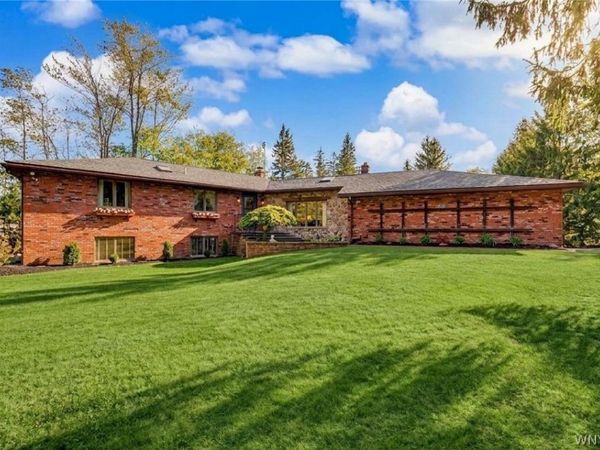 1750 Center Street , East Aurora, NY 14052
