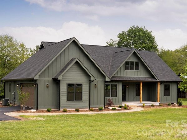 34 Old Souther Road, Mills River, NC 28759