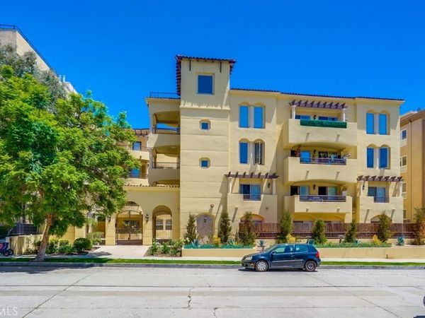 1522 Amherst Avenue, Unit 402, Los Angeles, CA 90025