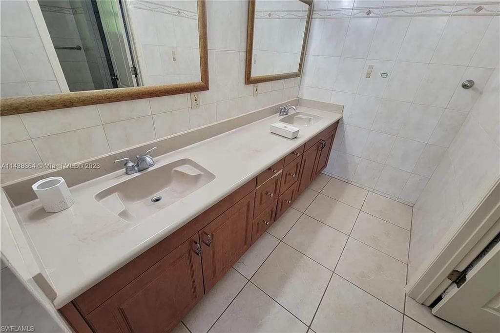 15900 SW 197th Ave , Miami, FL 33187 Photo