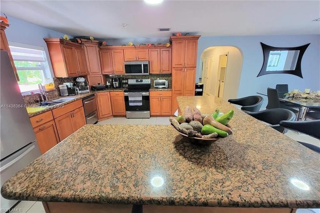 15900 SW 197th Ave , Miami, FL 33187 Photo