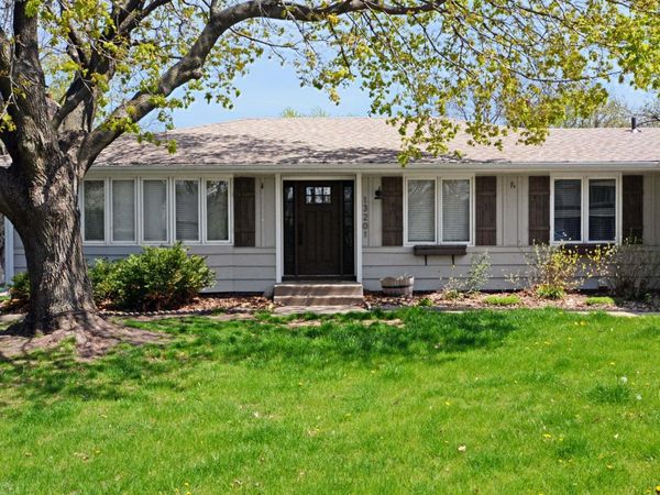 13201 Walnut Drive, Burnsville, MN 55337