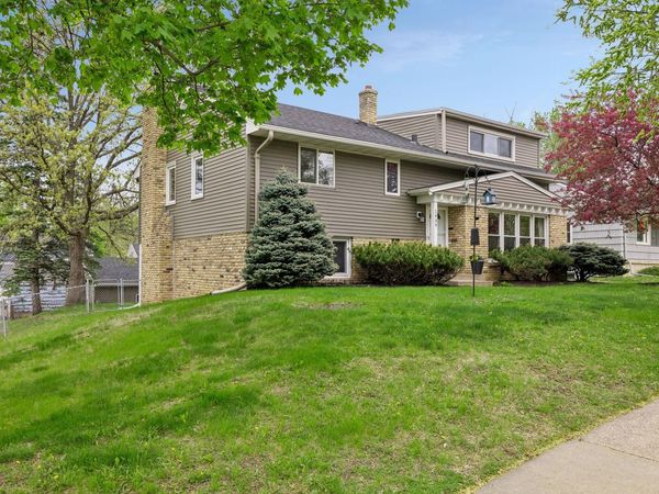 1939 Munster Avenue, Saint Paul, MN 55116